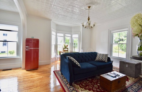Topsham Apartment | Inviting 3BR Downtown Brunswick - Pet Friendly & King Beds