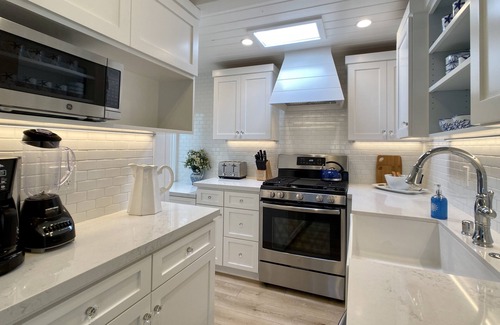 Laguna Beach House | Designer Cottage Just Steps from the Beach with Ocean View