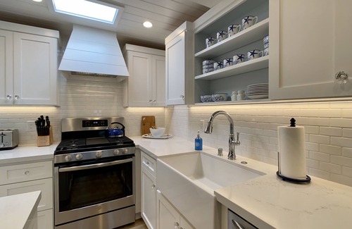 Laguna Beach House | Designer Cottage Just Steps from the Beach with Ocean View