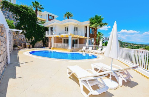 Sarigerme Villa | Beautiful Detached Villa With Private Pool And Stunning Views,Walkable to Town.
