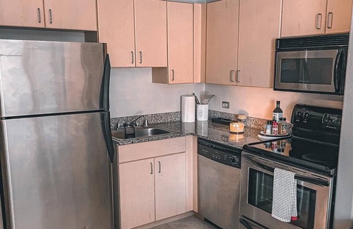 Cortez Hill Apartment | Cozy Downtown San Diego Studio with Spa & Breakfast