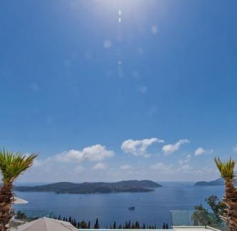 Orasac Villa | Elegant Villa Gold Dubrovnik with Ocean Views & Pool