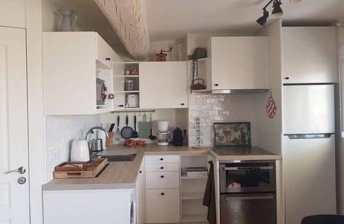 Aix-en-Provence Historic Centre Apartment | Elegant Duplex with Terrace in Historic Center - 10/10 Rated