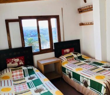 Miramar Apartment | Cozy Duplex Steps from the Beach - Pet and Child Friendly