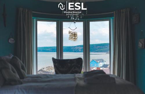 New Quay House | Scenic 5 Bedroom Home with Sea Views & Pet-Friendly Stay