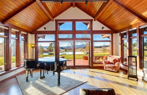 Friday Harbor House | Discover a Delightful Estate with Hot Tub & Pool Access