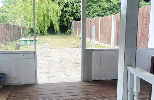 Walsall House | Beautiful entire home in West Midlands, United Kingdom