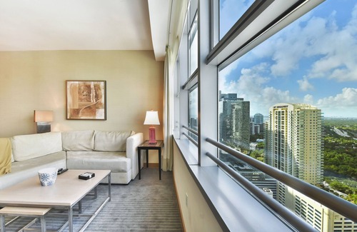 Brickell Apartment | Elegant Executive Apartment in Vibrant Brickell Area