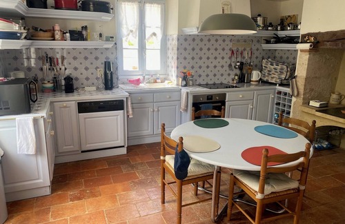 La Sauvetat House | Family-Friendly Country House with Pool and Spa Amenities