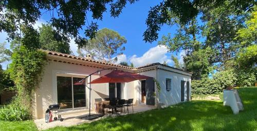 Valbonne House | Inviting Family Retreat with Swim Spa and Ocean Views