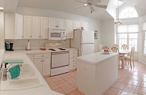 Bethany Beach House | Family-Friendly Getaway: Steps from Pool, Golf & More