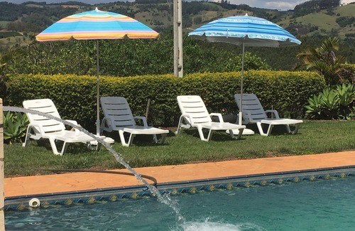 Socorro House | Beautiful farm: large house, barbecue, swimming pool, playground for children ..
