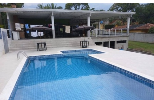 Extrema House | Idyllic Farm Retreat with Pool Near Rio Jaguari Waterfall