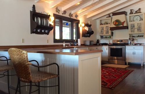 Marble Falls House | Waterfront Farmhouse with Dock, Spa & Hot Tub – 10/10 Rated