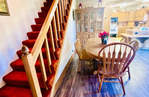 Pierce County House | Guest Rated: 10/10 Farmstead Retreat on the Prairie