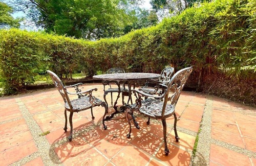 Tobia House | Inviting FINCA House with Pool, WiFi & Volleyball in Villeta