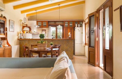 Selva Villa | Ideal Finca with Pool in Selva, Mallorca - Rated 10/10