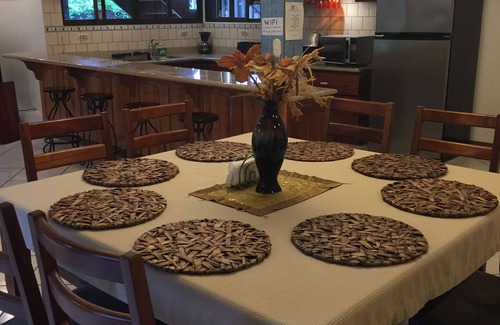 Quebrada La Gamba House | Prime Location with Private Pool and Ocean View Awaits You