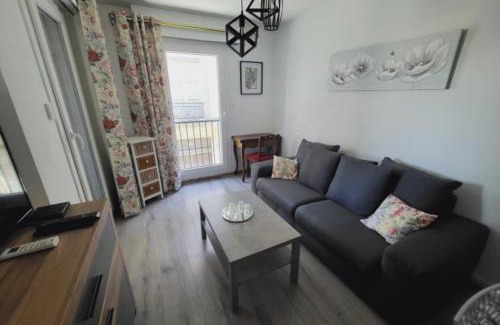 L'Isle-sur-la-Sorgue Apartment | Perfect Flat in the City Center - Guest Rated 10/10