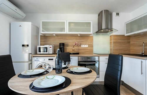 Les Hauts de Canet Apartment | Cozy Apartment with Pool, A/C & Ocean View for 4 Guests