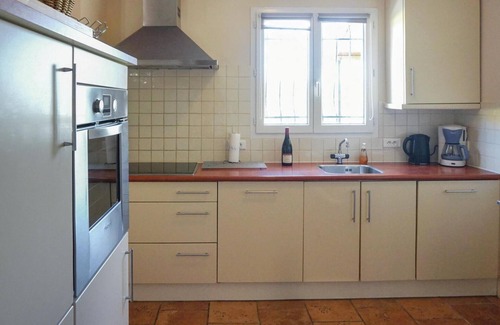 Prades-sur-Vernazobre House | Tranquil Home with Pool & Spa – Rated 10/10 by Guests