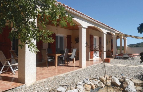 Prades-sur-Vernazobre House | Tranquil Home with Pool & Spa – Rated 10/10 by Guests