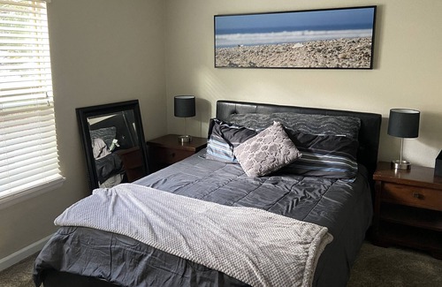 Broomfield House | Beautiful fully furnished 4 bedroom