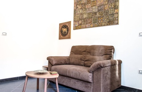 Brindisi Histotic Center Apartment | Elegant Center Apartment with Pool and Breakfast Included