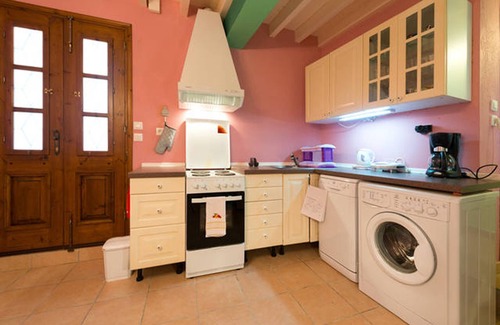 Rhodes Old Town House | Idyllic Garden Home with Pool in Historic Old Town