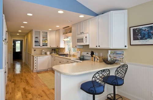 Empire House | Charming Escape at Little Glen Lake with Stunning Views