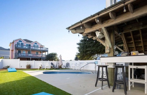 Ocean Sands House | Beautiful Getaway, 1 Min to Ocean w/ Pool, Hot Tub