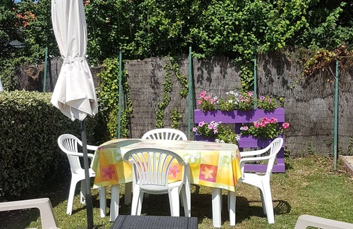 Saint-Palais-sur-Mer House | Idyllic Retreat with Garden, Steps from Beach and Shops