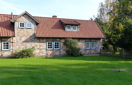 Kuesten House | Charming Half-Timbered House Near Rundling Village for 5