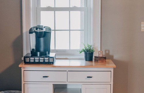 Mount Joy House | Historic Farmhouse Getaway: 10/10 Guest Rated Near Hershey