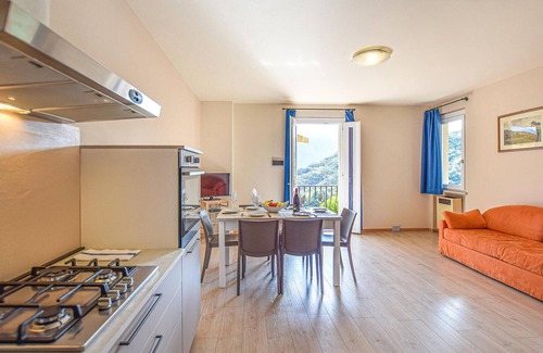 Voiandes House | Panoramic View Apartment with Pool & Pet-Friendly Amenities