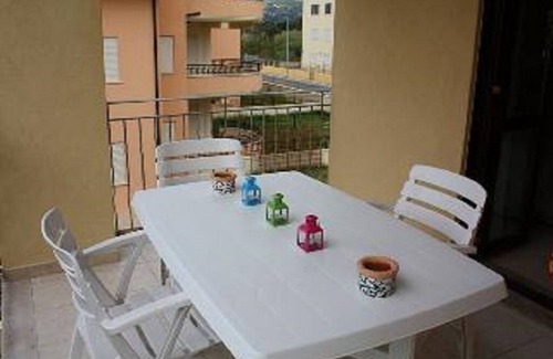Pizzo Apartment | Inviting Holiday Apartment with Oceanfront View in Pizzo