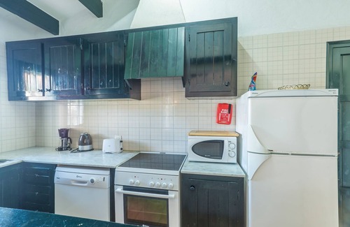 Binisafua House | Top-Rated Holiday Home with Pool, Ocean Views & Wi-Fi