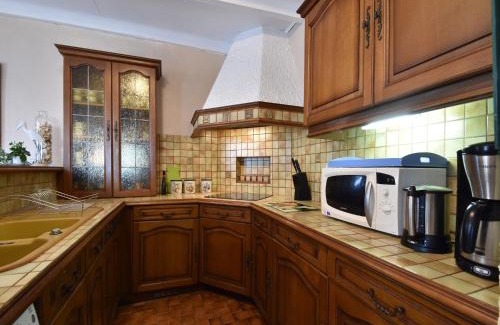 Saint-Guenole House | Oceanfront Holiday Home in Penmarch - Guest Rated 9/10