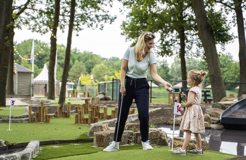Maasbree House | Beautiful holiday home with luxurious furnishings, in a holiday park in Limburg