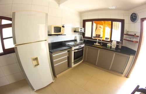 Toninhas House | Idyllic Holiday Home in Praia das Toninhas - Ubatuba