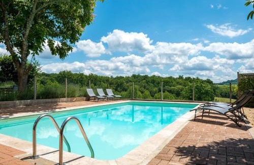 Teillots House | Idyllic Holiday Home with Pool in Teillots - 4 Stars