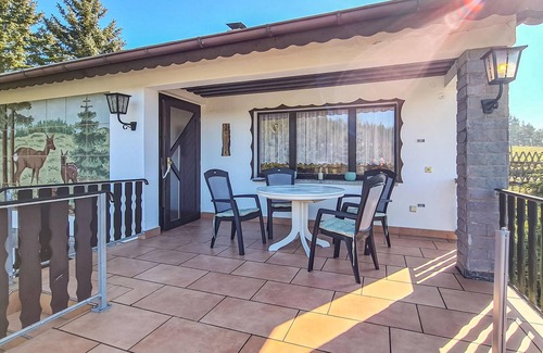 Adorf House | Relaxing Nature Getaway with Lake View and Spa Amenities