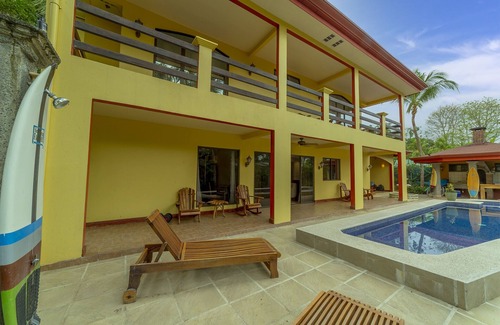 Las Olas Beach Community Villa | Inviting Home with Pool in the Heart of Esterillos Oeste