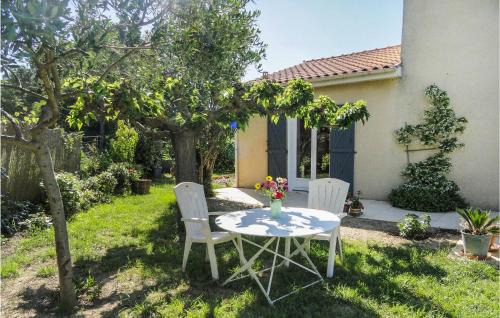 Nissan-lez-Enserune House | Family-Friendly 3 Bedroom Home with Pool in Nissan Lez Enserune