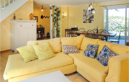 Nissan-lez-Enserune House | Family-Friendly 3 Bedroom Home with Pool in Nissan Lez Enserune
