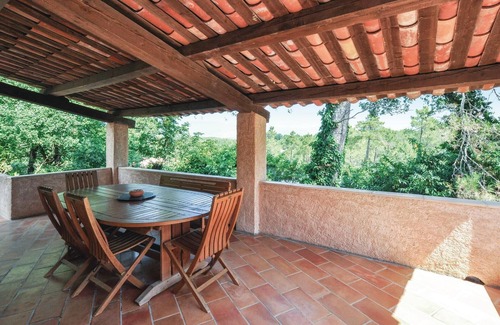 Saint-Paul-en-Foret House | Perfect 3-Bedroom Retreat in St. Paul en Foret