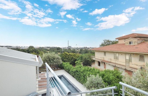 Pescazze House | Inviting 2-Bedroom Home in Pescazze with Pool & WiFi