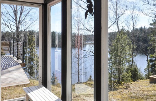 Arjang House | Beautiful home in årjäng with lake view