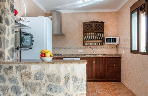 Algodonales House | Serene Cottage Overlooking Zahara-El Gastor Reservoir