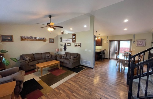 Piedmont House | Ideal Home in Prime Location with Fantastic Amenities